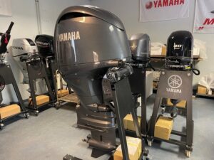 Yamaha 150 HP F150 LB 20″ and 25″ Long Shaft - Image 2