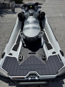 New 2026 Sea-Doo GTX Limited 325 w/Sound - Image 6