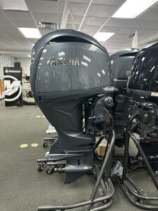 2025 Yamaha F200XD 200 HP Outboard - Image 5