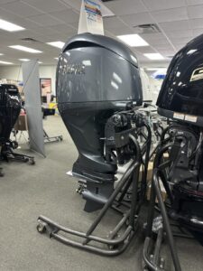 2025 Yamaha F200XD 200 HP Outboard - Image 4
