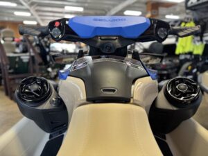 Sea-Doo Wake 170 BRP Premium Audio, iDF, iBR - Image 10