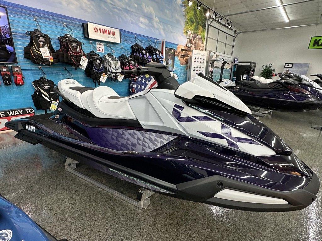 6F773F1C-2FA7-4DF4-9C88-B49188E5D9FF-1.jpg 2026 Yamaha WaveRunner VX Cruiser HO for Sale - Image 1