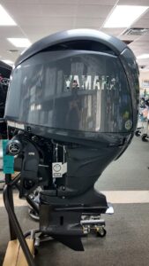2025 Yamaha F150LD 20″ Shaft Outboard Motor - Image 2