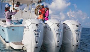 Yamaha 5.6L V8 XTO 450 Offshore - Image 3