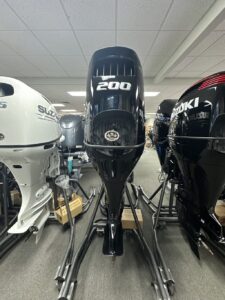 Brand New- Suzuki 200HP 4-Stroke DF200ATX 25″ Shaft - Image 2