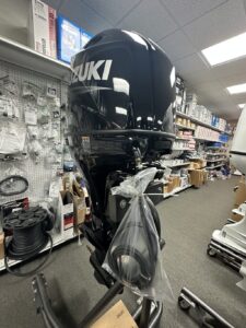 Brand New- Suzuki 200HP 4-Stroke DF200ATX 25″ Shaft - Image 7