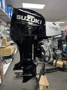 Brand New- Suzuki 200HP 4-Stroke DF200ATX 25″ Shaft - Image 8