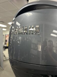 2025 Yamaha F200XD 25″ Shaft Outboard Motor - Image 10