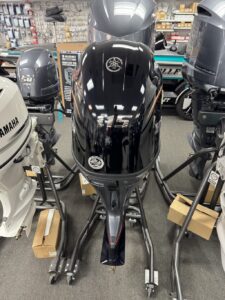 2025 Yamaha VF115LB SHO 20″ Shaft Outboard Motor - Image 2