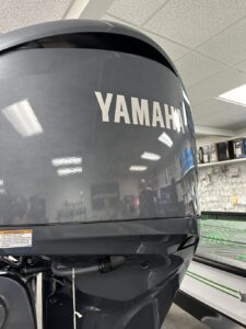 2025 Yamaha F200XD 25″ Shaft Outboard Motor - Image 5