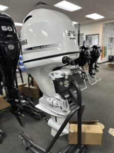 2025 Yamaha F90LB2 Pearl White Special Edition 20″ Shaft Outboard Motor - Image 12