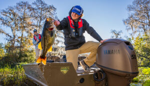 Yamaha 1-Liter Midrange F50 Outboard Motor - Image 2