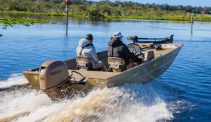 Yamaha 1-Liter Midrange F50 Outboard Motor - Image 4