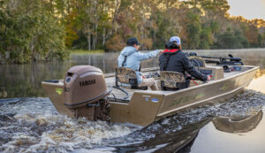Yamaha 1-Liter Midrange F50 Outboard Motor - Image 5