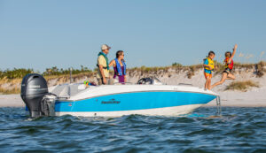 Yamaha Midrange 1.8-Liter F90 Outboard Motor - Image 2