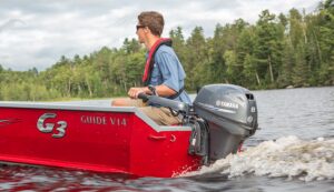 Yamaha 212-cc 8-hp Portable Outboard Motor - Image 5