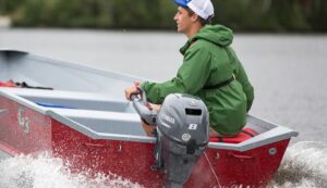 Yamaha 212-cc 8-hp Portable Outboard Motor - Image 10