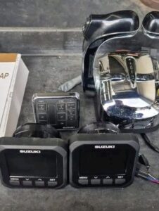 Twin Suzuki 150HP Outboard - Image 4