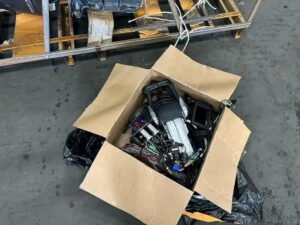 Used Yamaha 115 hp Four strokes - Image 7