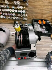 Like-New LP SV1200 Electric Reel Setup - Image 2