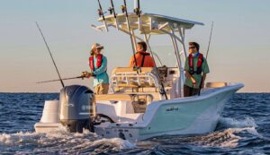 Yamaha In-Line Four F200 Outboard Motor - Image 6