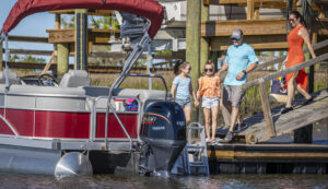 Yamaha In-Line Four V MAX SHO 115 Outboard Motor - Image 6
