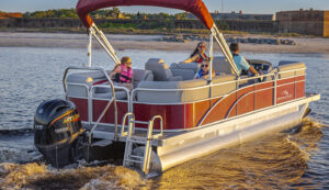 Yamaha In-Line Four V MAX SHO 115 Outboard Motor - Image 8