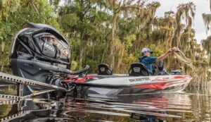 Yamaha V6 V MAX SHO 250 Outboard Motor - Image 3
