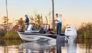 Yamaha Power-Assisted 2.8L In-Line Four 150 Outboard Motor - Image 3