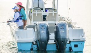 Yamaha Power Assisted Tiller 2.8L F200 Outboard Motor - Image 4